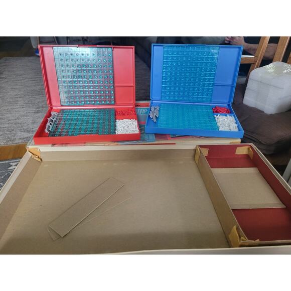 VINTAGE 1971 Battleship Game by Milton Bradley GUC - Picture 2 of 11